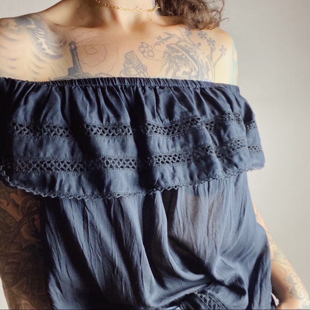 ARITZIA WILFRED Hollande Off Shoulder Top Black XS - Picture 3 of 7